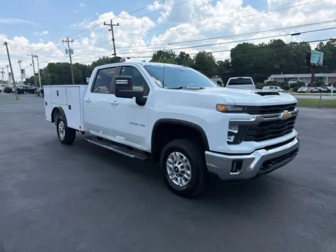 More photos of 2025 Chevrolet Silverado 2500HD LT at Brandon Reeves Auto World, NC