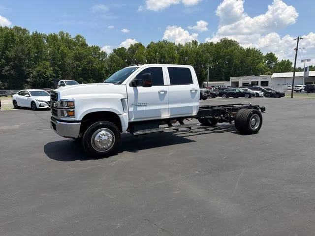 2022 Chevrolet Silverado HD WT 4WD Crew Cab 175" WB's photo