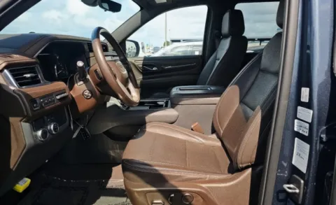 More photos of 2021 GMC Yukon Denali at Brandon Reeves Auto World, NC