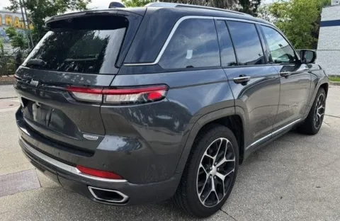 More photos of 2022 Jeep Grand Cherokee Summit Reserve at Brandon Reeves Auto World, NC