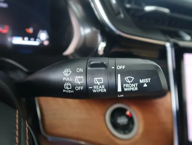 2022 Jeep Grand Cherokee Summit Reserve - Photo 23