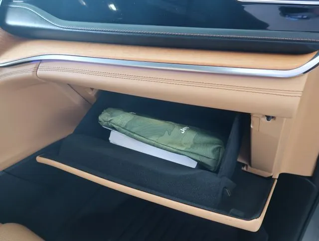 2022 Jeep Grand Cherokee Summit Reserve - Photo 44