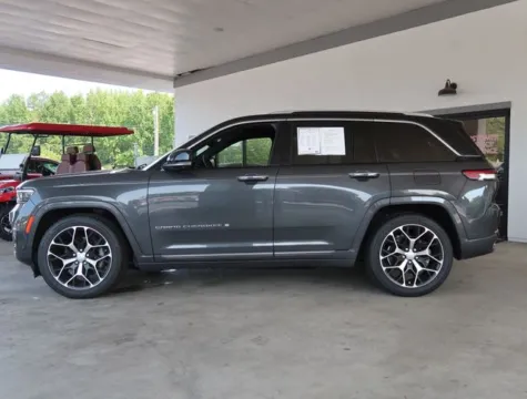 More photos of 2022 Jeep Grand Cherokee Summit Reserve at Brandon Reeves Auto World, NC