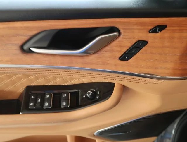 2022 Jeep Grand Cherokee Summit Reserve - Photo 18