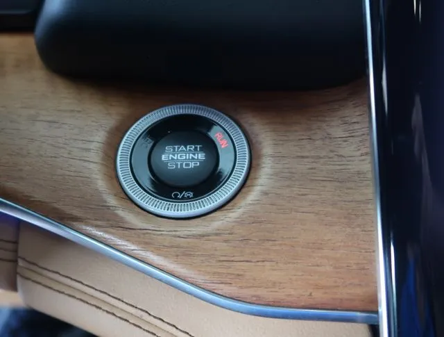 2022 Jeep Grand Cherokee Summit Reserve - Photo 31