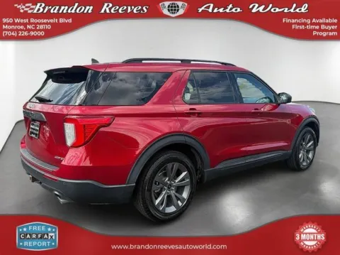 More photos of 2021 Ford Explorer XLT at Brandon Reeves Auto World, NC