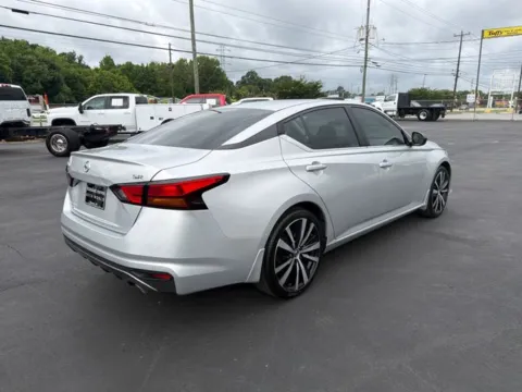 More photos of 2020 Nissan Altima 2.5 SR at Brandon Reeves Auto World, NC