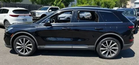 More photos of 2020 Lincoln Corsair Reserve at Brandon Reeves Auto World, NC