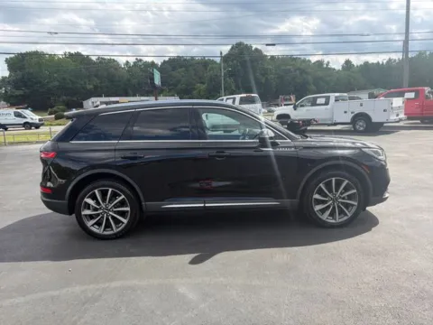 More photos of 2020 Lincoln Corsair Reserve at Brandon Reeves Auto World, NC