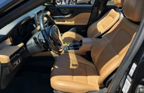 More photos of 2020 Lincoln Corsair Reserve at Brandon Reeves Auto World, NC