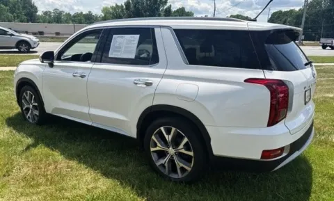 More photos of 2022 Hyundai Palisade SEL at Brandon Reeves Auto World, NC