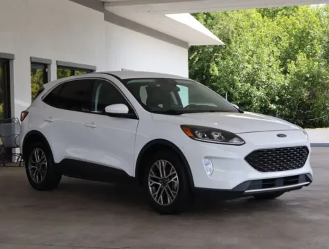 More photos of 2022 Ford Escape SEL at Brandon Reeves Auto World, NC
