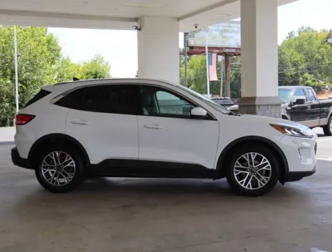 More photos of 2022 Ford Escape SEL at Brandon Reeves Auto World, NC