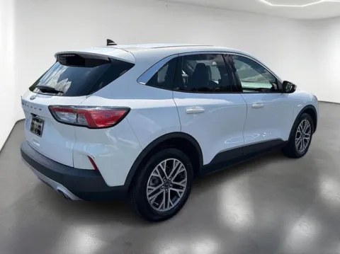 More photos of 2022 Ford Escape SEL at Brandon Reeves Auto World, NC