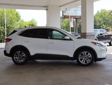 More photos of 2022 Ford Escape SEL at Brandon Reeves Auto World, NC