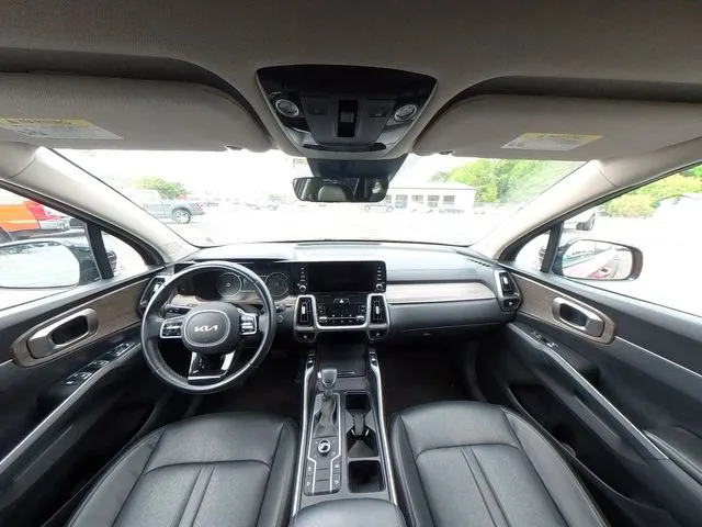 2022 Kia Sorento X-Line S - Photo 32