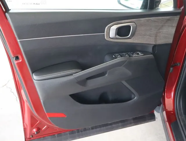 2022 Kia Sorento X-Line S - Photo 19