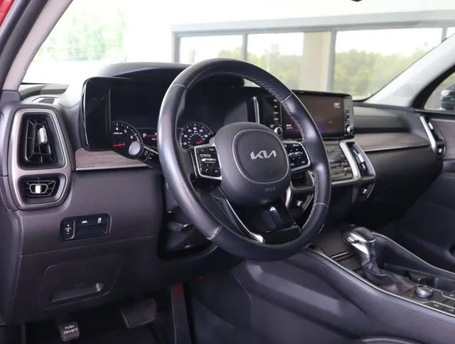 2022 Kia Sorento X-Line S - Photo 17