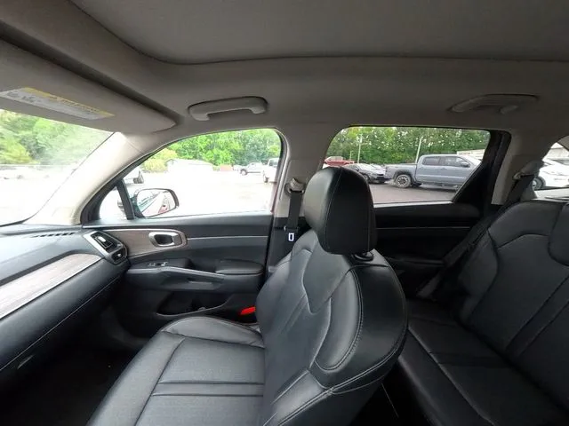 2022 Kia Sorento X-Line S - Photo 33