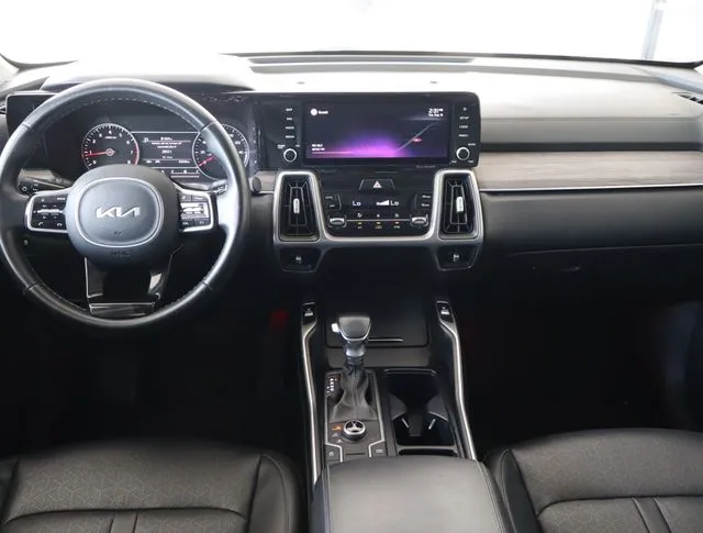 2022 Kia Sorento X-Line S - Photo 20