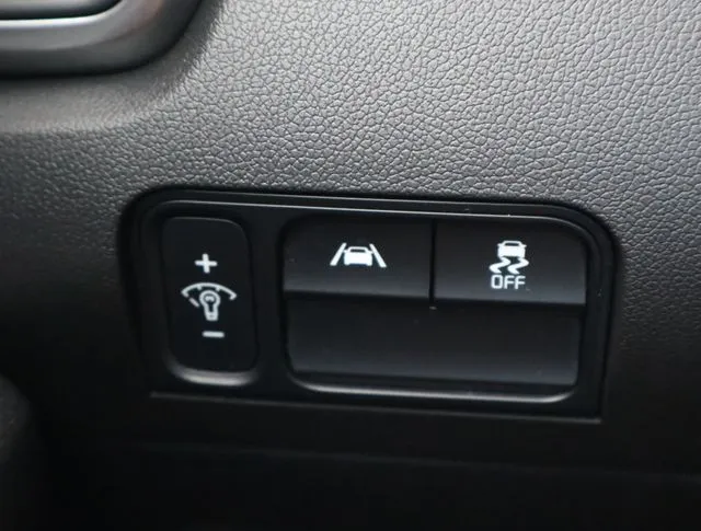 2022 Kia Sorento X-Line S - Photo 27