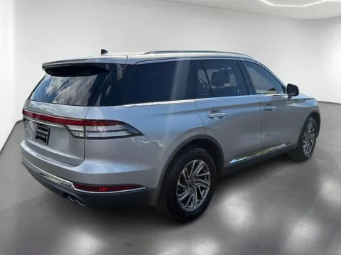 More photos of 2021 Lincoln Aviator Standard at Brandon Reeves Auto World, NC
