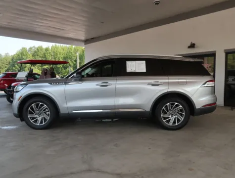 More photos of 2021 Lincoln Aviator Standard at Brandon Reeves Auto World, NC