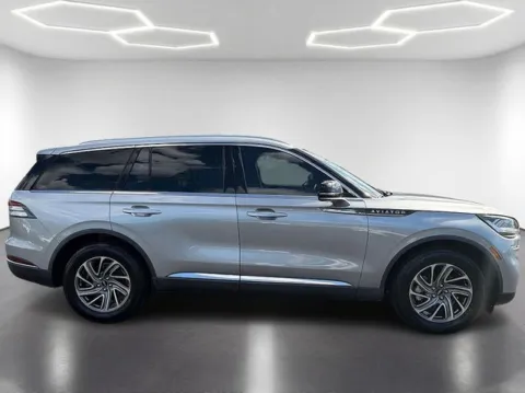 More photos of 2021 Lincoln Aviator Standard at Brandon Reeves Auto World, NC