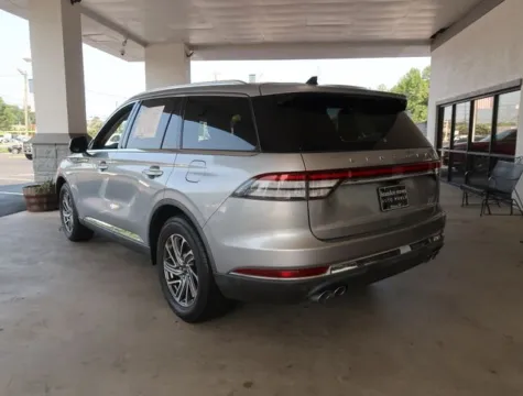 More photos of 2021 Lincoln Aviator Standard at Brandon Reeves Auto World, NC