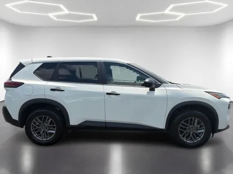 More photos of 2023 Nissan Rogue S at Brandon Reeves Auto World, NC