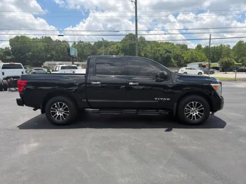 More photos of 2021 Nissan Titan SV at Brandon Reeves Auto World, NC