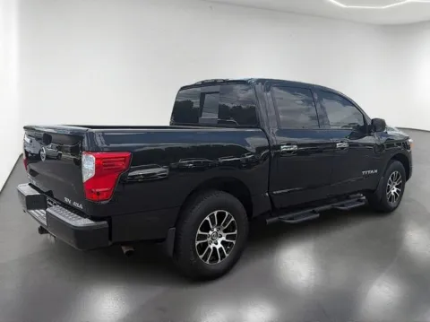More photos of 2021 Nissan Titan SV at Brandon Reeves Auto World, NC