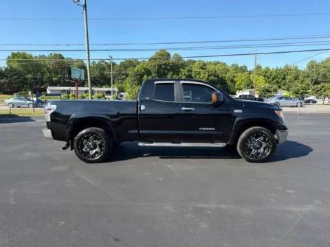More photos of 2007 Toyota Tundra SR5 at Brandon Reeves Auto World, NC