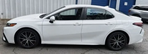 More photos of 2023 Toyota Camry SE at Brandon Reeves Auto World, NC