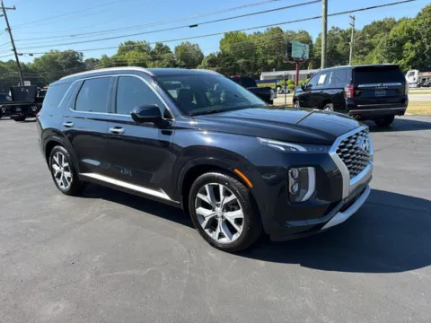More photos of 2021 Hyundai Palisade Limited at Brandon Reeves Auto World, NC