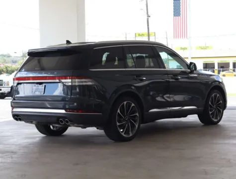 More photos of 2021 Lincoln Aviator Reserve at Brandon Reeves Auto World, NC