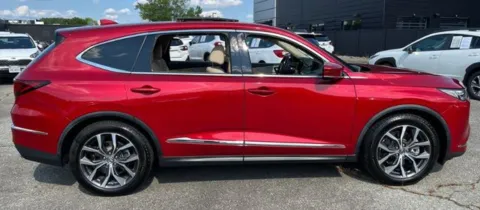 More photos of 2022 Acura MDX Technology at Brandon Reeves Auto World, NC