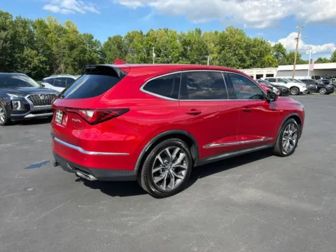 More photos of 2022 Acura MDX Technology at Brandon Reeves Auto World, NC