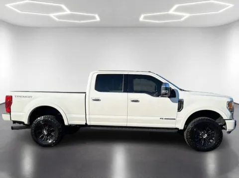 More photos of 2022 Ford F-250SD Platinum at Brandon Reeves Auto World, NC