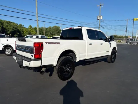 More photos of 2022 Ford F-250SD Platinum at Brandon Reeves Auto World, NC