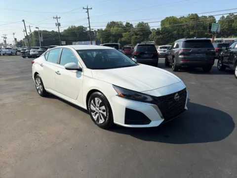 More photos of 2023 Nissan Altima 2.5 S at Brandon Reeves Auto World, NC