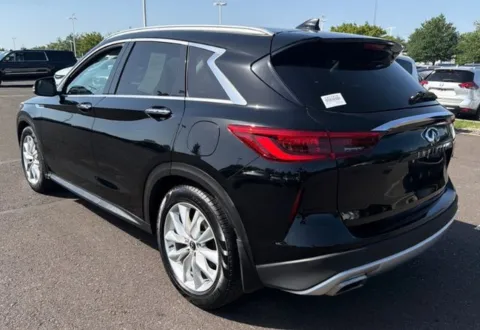 More photos of 2019 INFINITI QX50 ESSENTIAL at Brandon Reeves Auto World, NC
