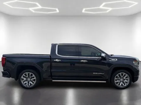 More photos of 2023 GMC Sierra 1500 Denali at Brandon Reeves Auto World, NC