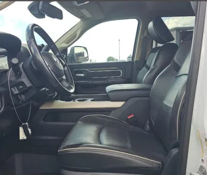More photos of 2020 Ram 3500 Laramie at Brandon Reeves Auto World, NC