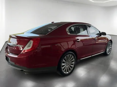 More photos of 2015 Lincoln MKS at Brandon Reeves Auto World, NC
