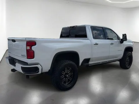 More photos of 2023 Chevrolet Silverado 2500HD High Country at Brandon Reeves Auto World, NC