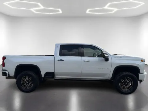 More photos of 2023 Chevrolet Silverado 2500HD High Country at Brandon Reeves Auto World, NC