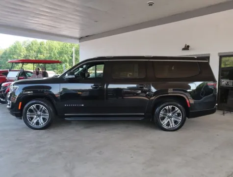 More photos of 2024 Jeep Wagoneer L Series II at Brandon Reeves Auto World, NC