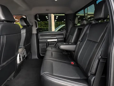 More photos of 2021 Ford F-250SD Lariat at Brandon Reeves Auto World, NC