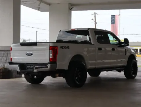 More photos of 2019 Ford F-250SD XLT at Brandon Reeves Auto World, NC